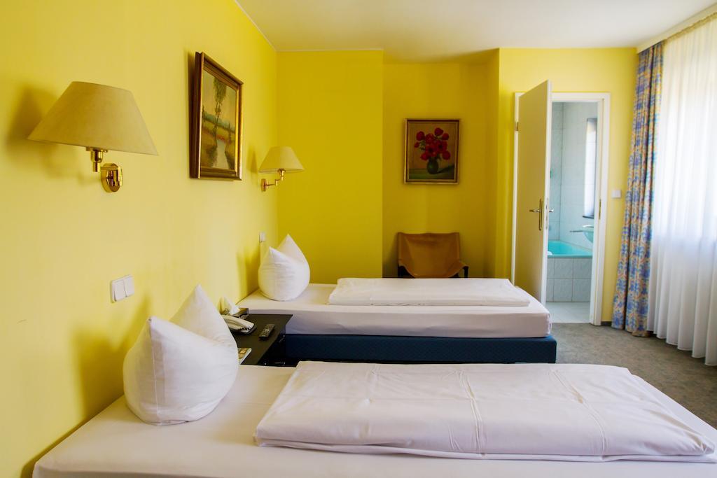 Heidekrug Hotel Oberursel Pokój zdjęcie